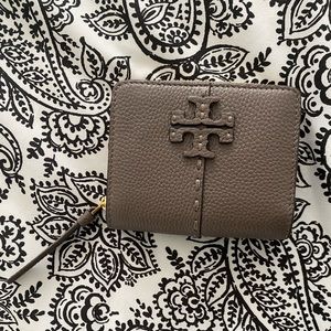 Tory Burch wallet
